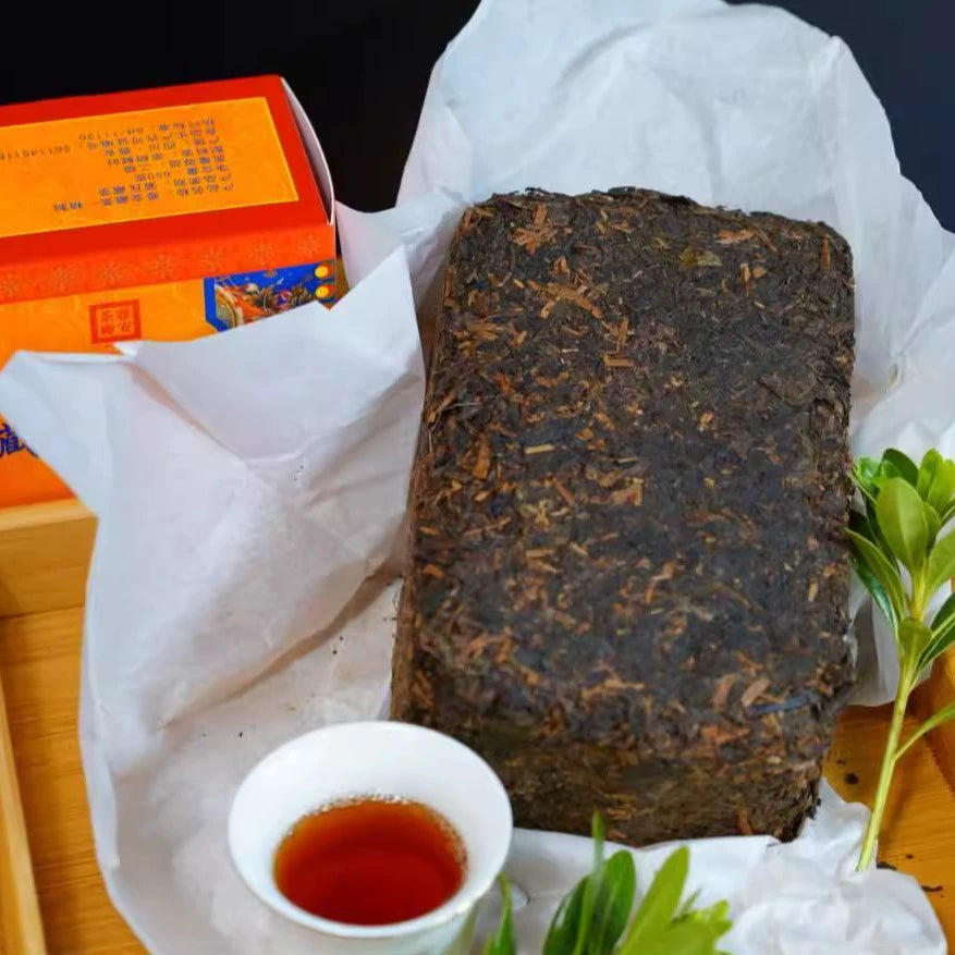 ‘’Jinjian Tuanjie‘’ Refined Tibetan Dark Tea,Tea Brick 650g